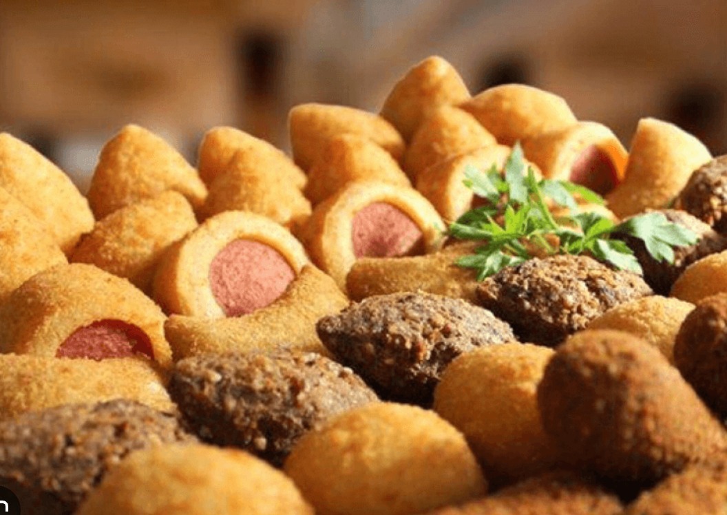 Mini Salgadinhos Assado – 100 unidades